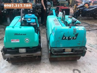 máy lu dắt tay